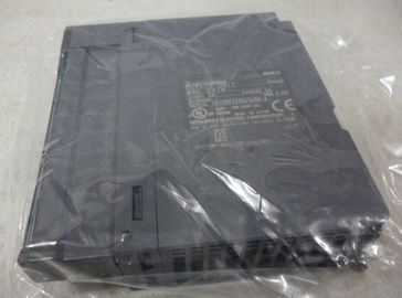 QY10 공유지는 16 점 나사식 터미널을 가진 산출 미츠비시 PLC 관제사를 중계합니다